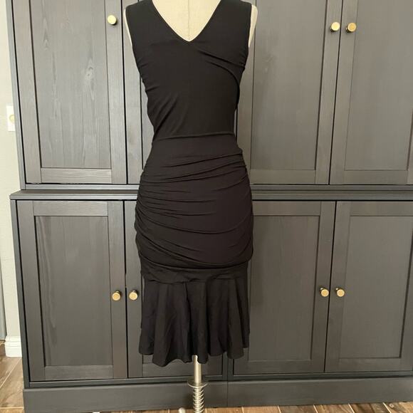 Diane Von Furstenberg Black Ruched Dress Size Small - Picture 4 of 10